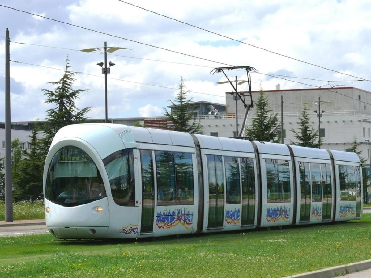 T3 cosy à 9 min Eurexpo et du groupama stadium Saint-Priest (Rhone) Exterior foto